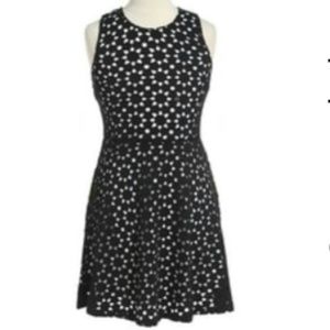 💜Laser Cut Sleeveless Dress